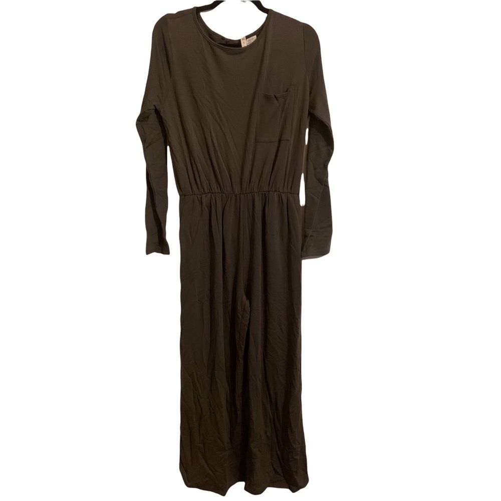It’s a jumpsuit babes!! Olive Soft AF with pockets babes!! NWOT!!!